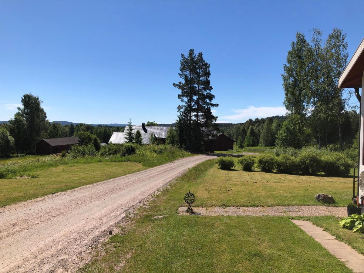 Trevlig Stuga Naera Hovfjaellet Torsby Exterior foto