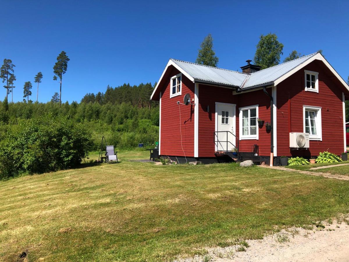 Trevlig Stuga Naera Hovfjaellet Torsby Exterior foto